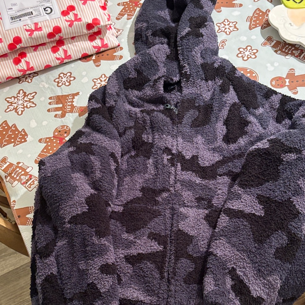 Barefoot Dreams Cozy Grey and Black Camouflage Fleece Hoodie